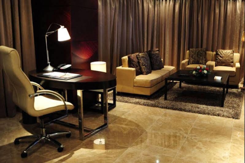 לואנדה Hotel De Convencoes De Talatona Hcta מראה חיצוני תמונה